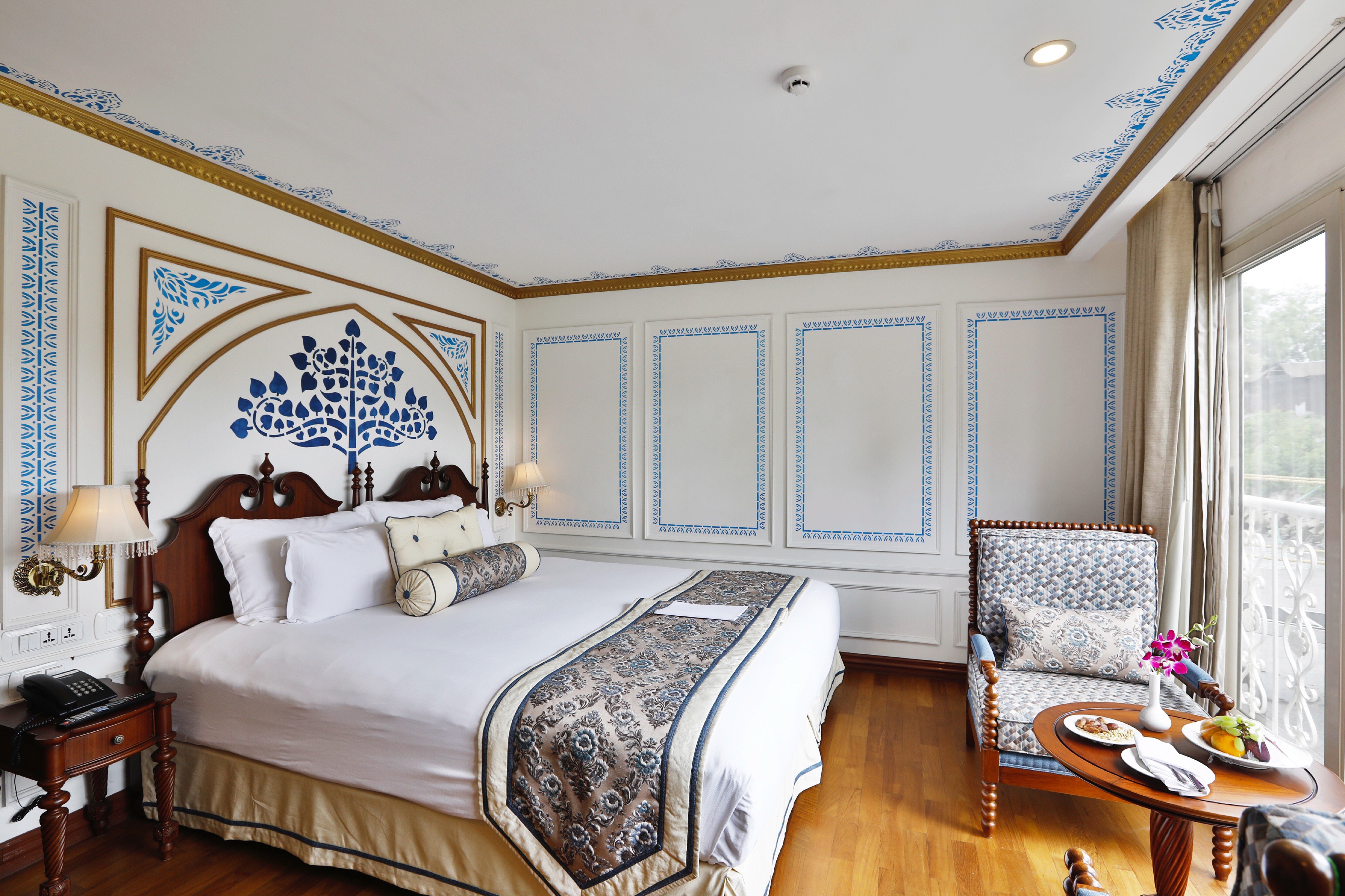 Signature Suite